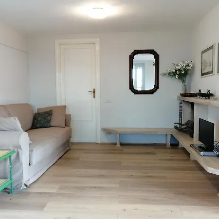 Il Terrazzo Della Signora Apartment *